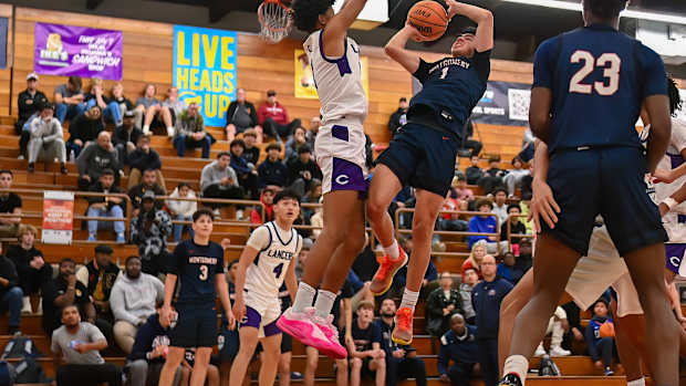 7 Montgomery vs. Carlsbad 12-23-23 Justin Fine